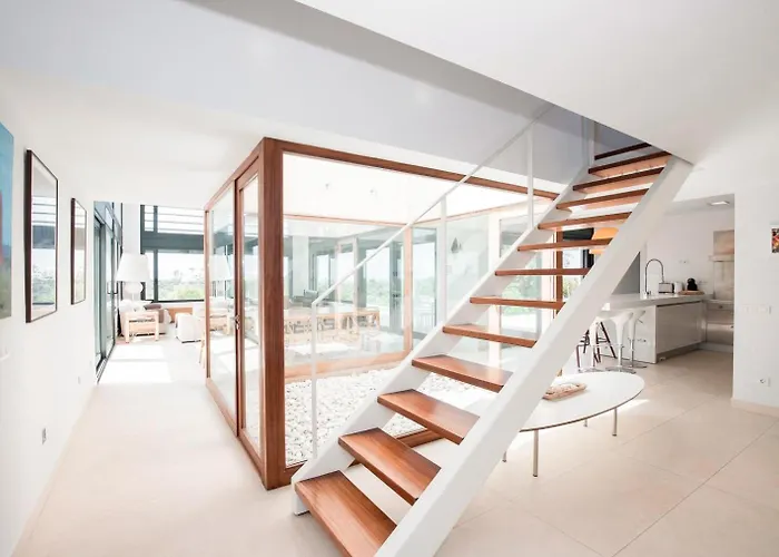 Forma Nou * Маон