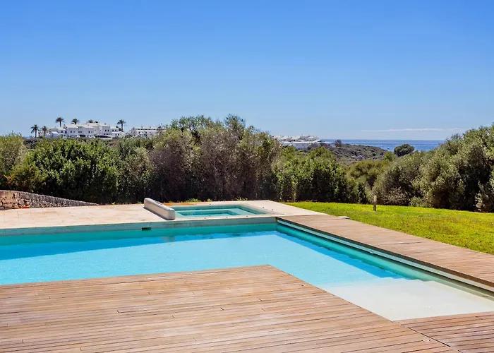 Forma Nou וילה מאהון