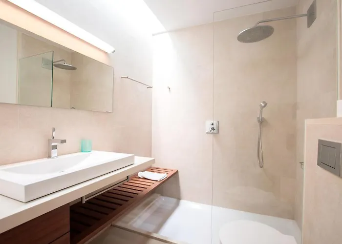 וילה Forma Nou מאהון